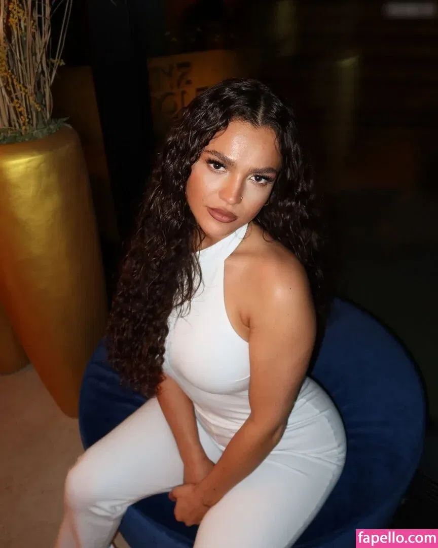 Jeje Lopes Onlyfans Photo Gallery 