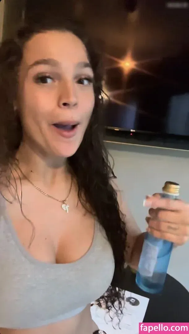 Jeje Lopes Onlyfans Photo Gallery 