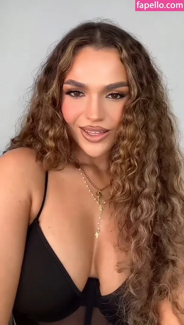 Jeje Lopes Onlyfans Photo Gallery 