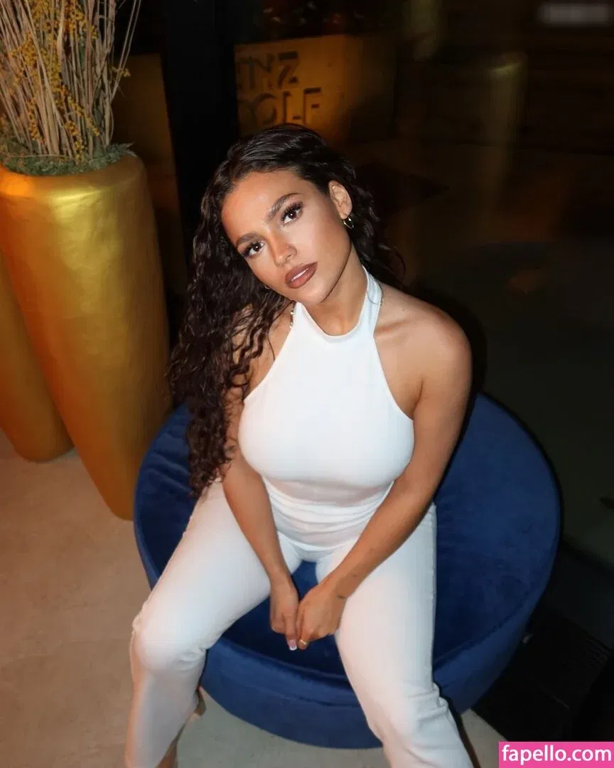 Jeje Lopes Onlyfans Photo Gallery 