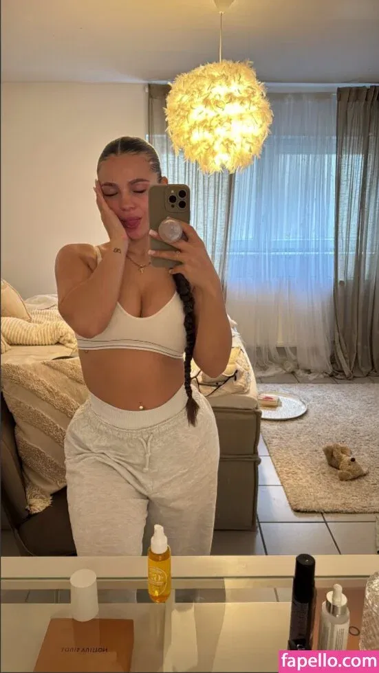 Jeje Lopes Onlyfans Photo Gallery 