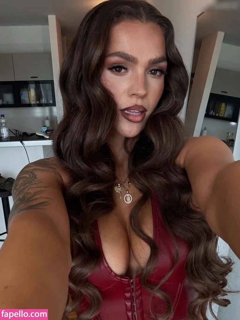 Jeje Lopes Onlyfans Photo Gallery 