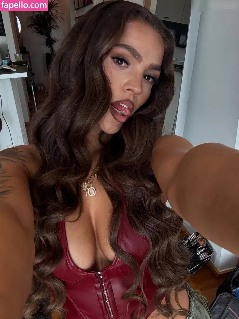 Jeje Lopes Onlyfans Photo Gallery 