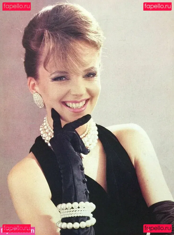 Clare Grogan Onlyfans Photo Gallery 