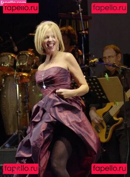 Clare Grogan Onlyfans Photo Gallery 