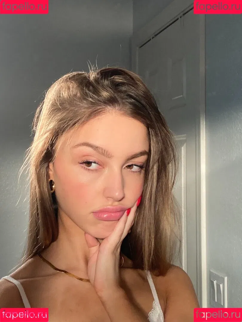 Sydney Serena Onlyfans Photo Gallery 