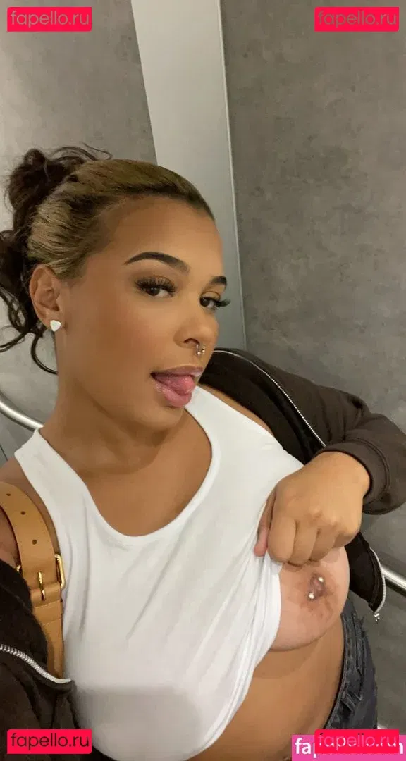 lizasexxcoach Onlyfans Photo Gallery 