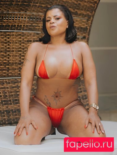 Tati Quebra Barraco Nude Onlyfans Photo 13