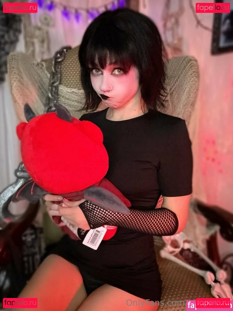 pomfy.tan Onlyfans Photo Gallery 