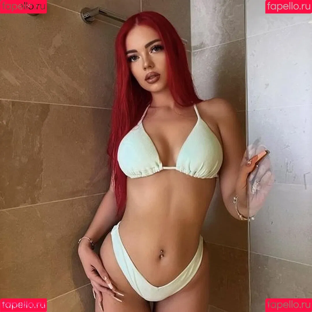 melinabttnr Onlyfans Photo Gallery 
