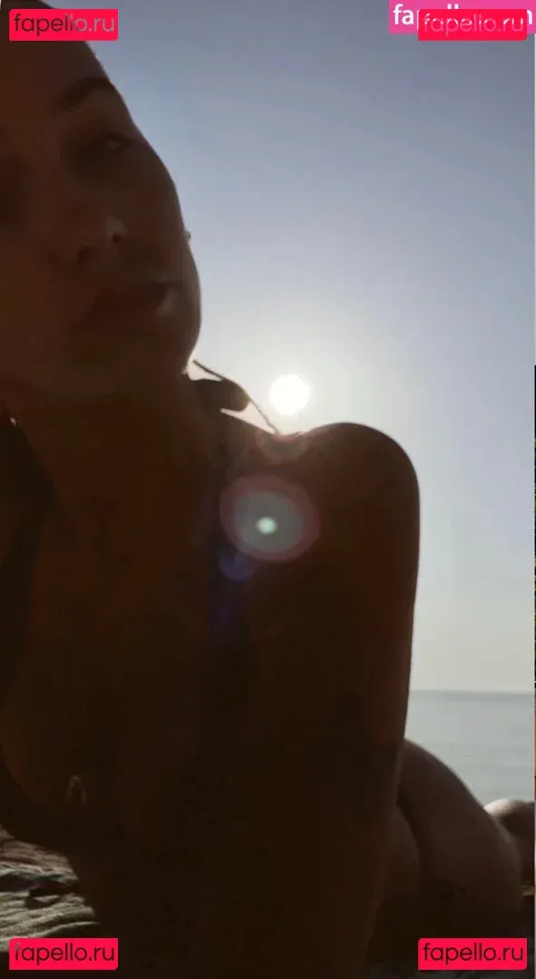 Ema Louise Onlyfans Photo Gallery 