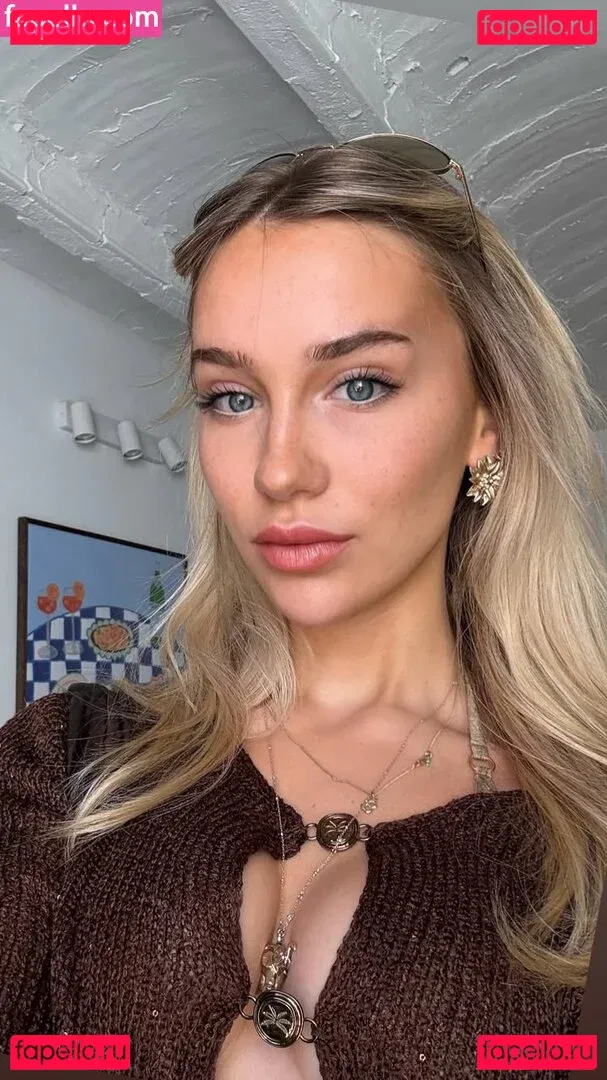 Ema Louise Onlyfans Photo Gallery 