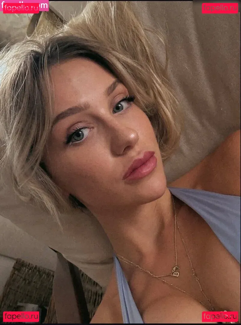 Ema Louise Onlyfans Photo Gallery 