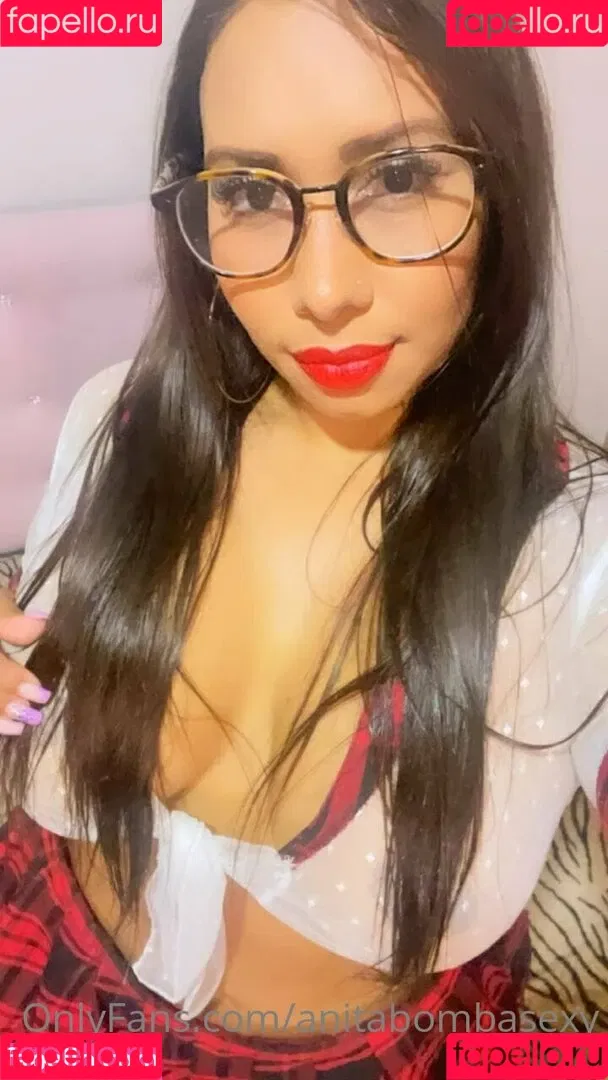 anitabombasexy Onlyfans Photo Gallery 