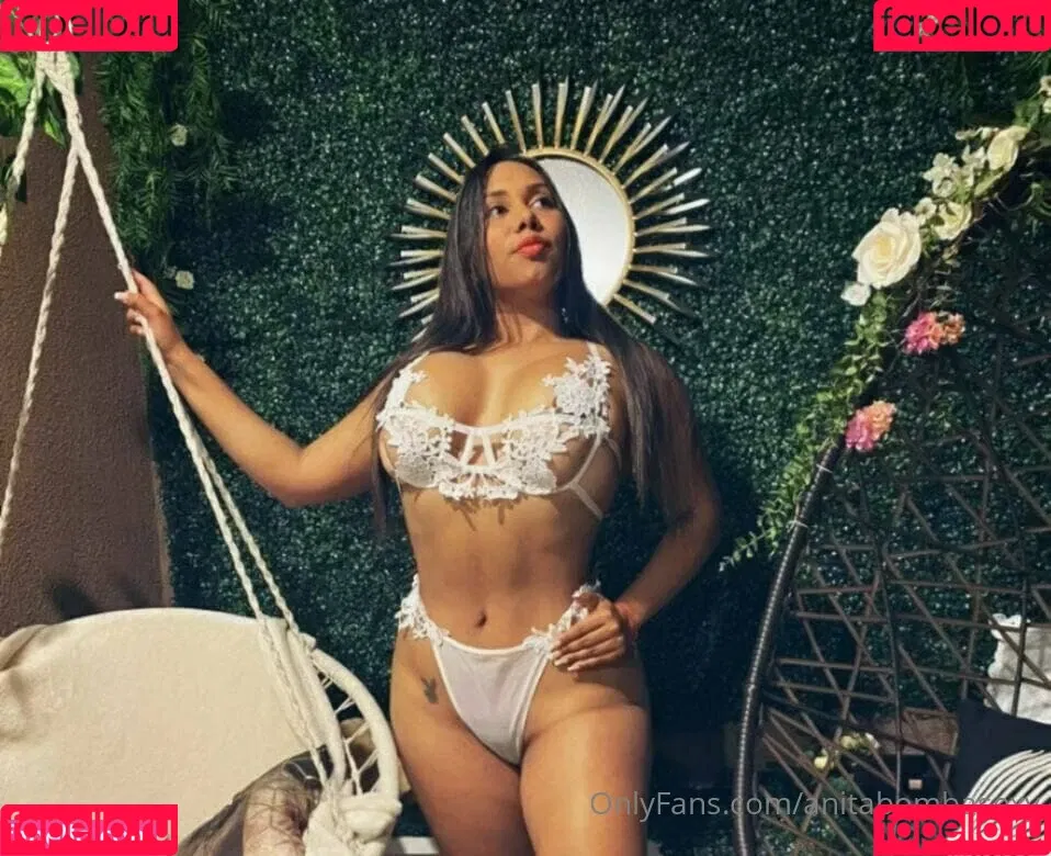 anitabombasexy Onlyfans Photo Gallery 
