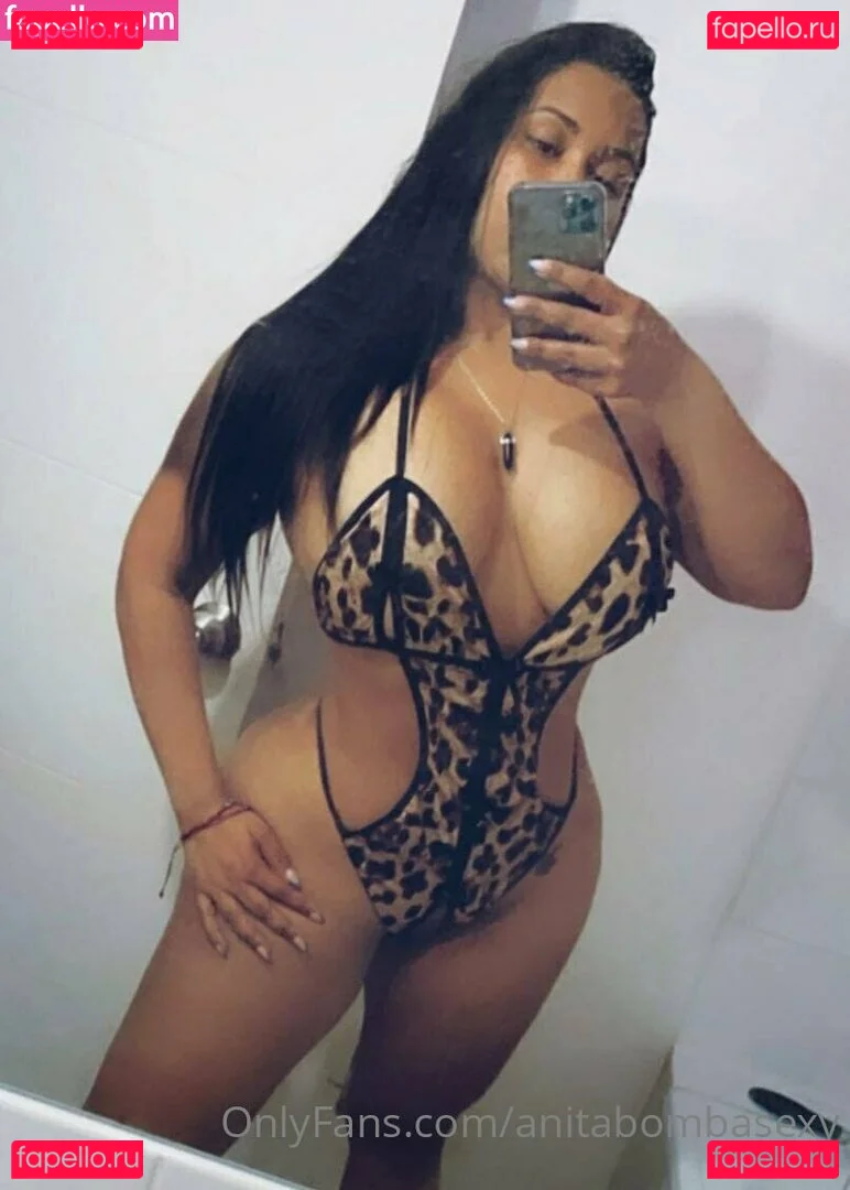anitabombasexy Onlyfans Photo Gallery 