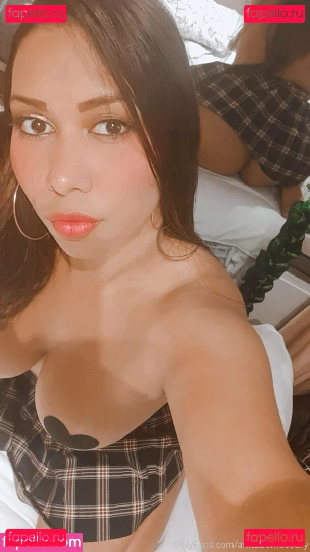 anitabombasexy Onlyfans Photo Gallery 