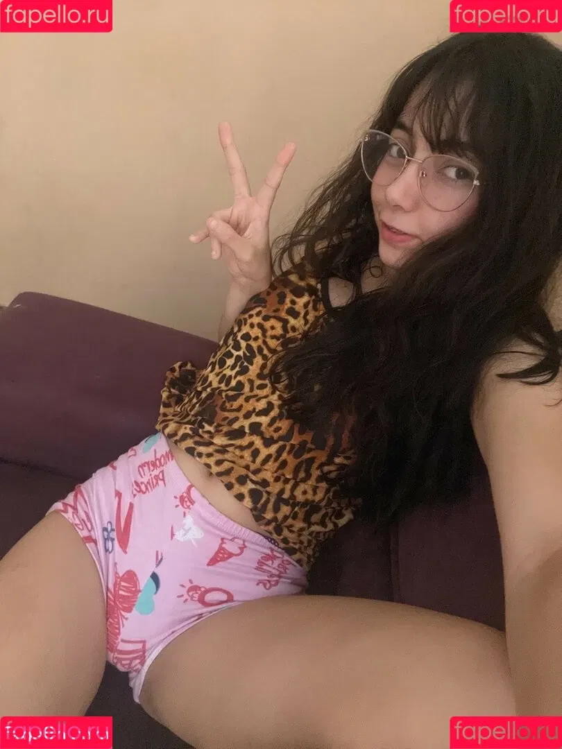 Baby Caroline Onlyfans Photo Gallery 