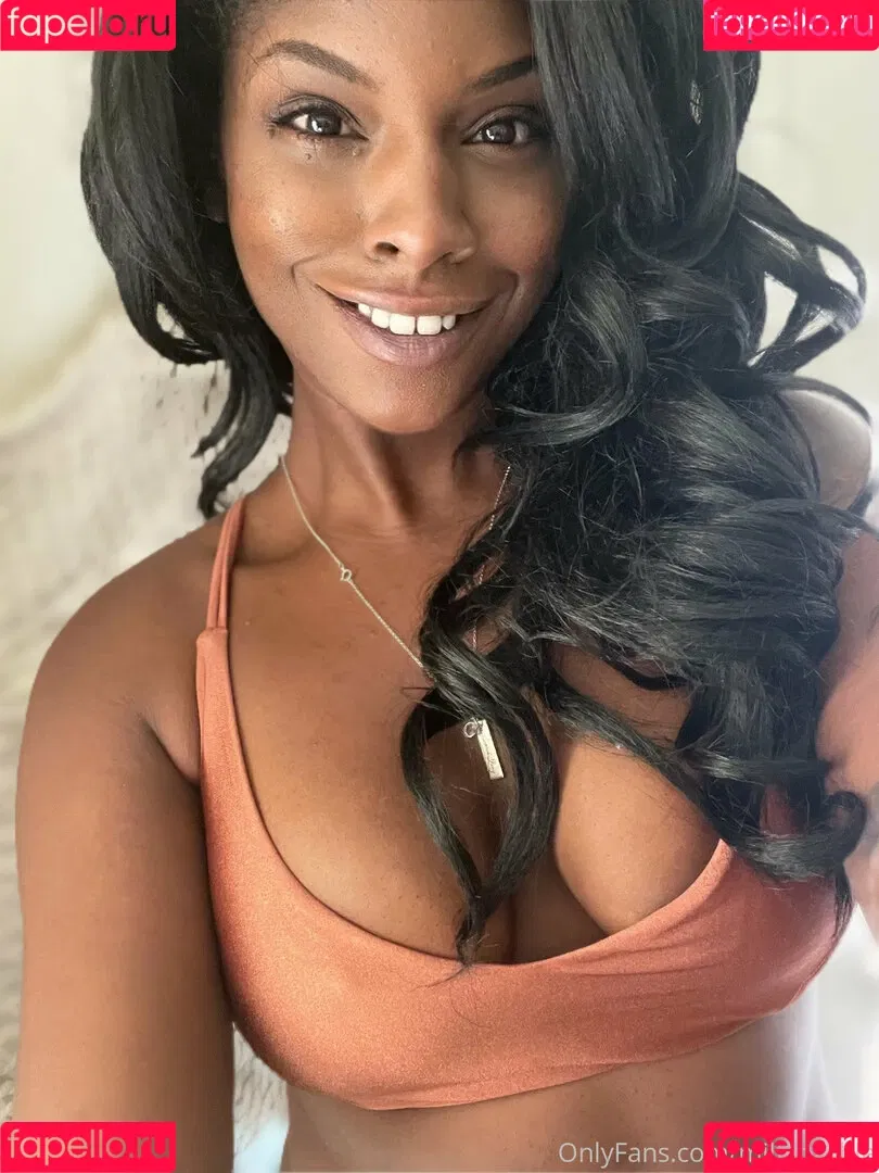 yourfavmodel24 Onlyfans Photo Gallery 