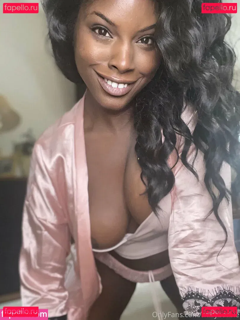 yourfavmodel24 Onlyfans Photo Gallery 