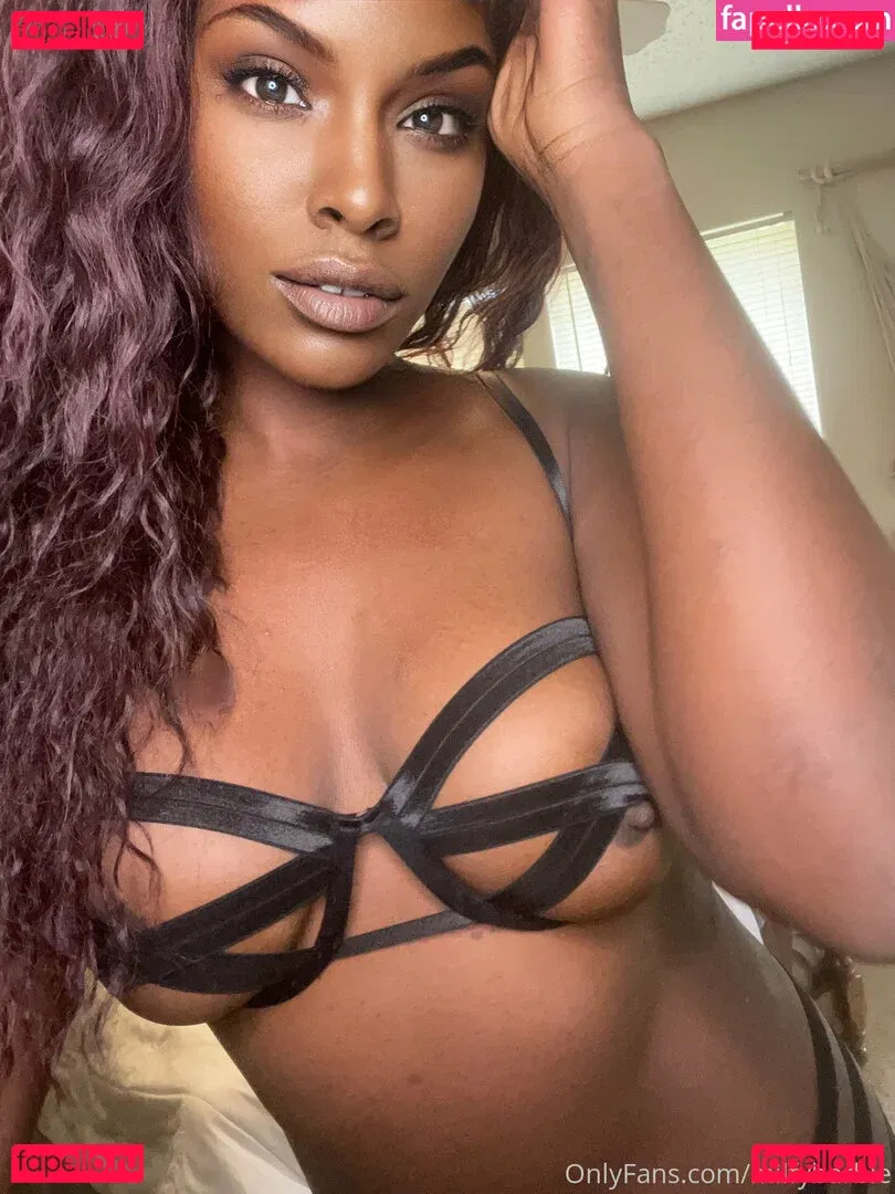 yourfavmodel24 Onlyfans Photo Gallery 