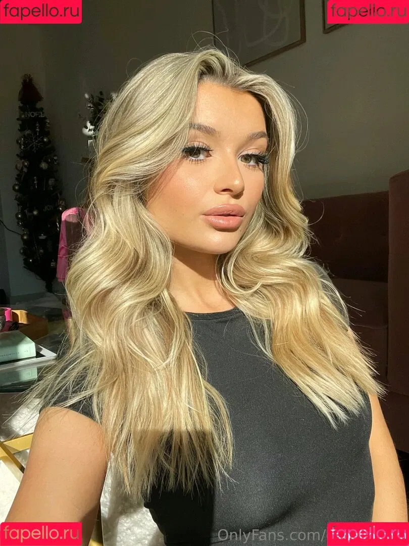 Caitie.rosie Onlyfans Photo Gallery 
