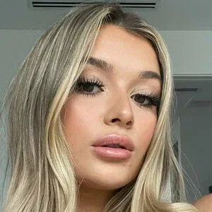 Caitie.rosie Onlyfans Photo Gallery 