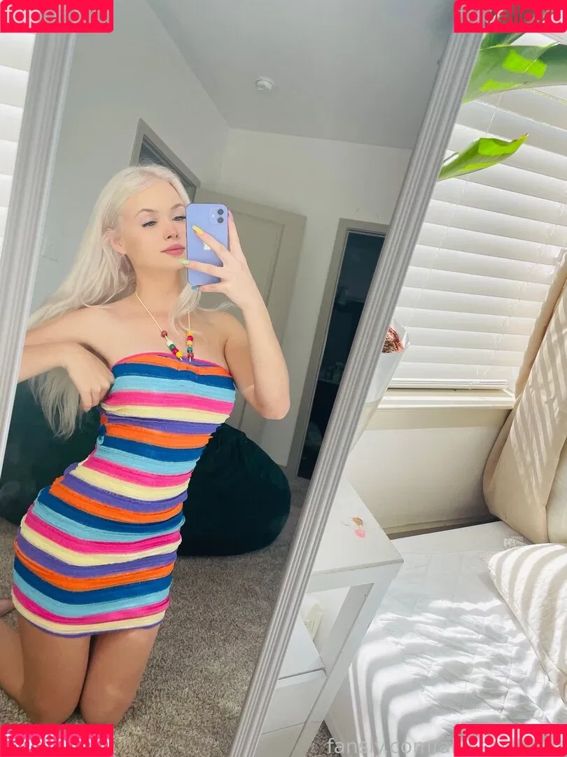 alyssacream Onlyfans Photo Gallery 