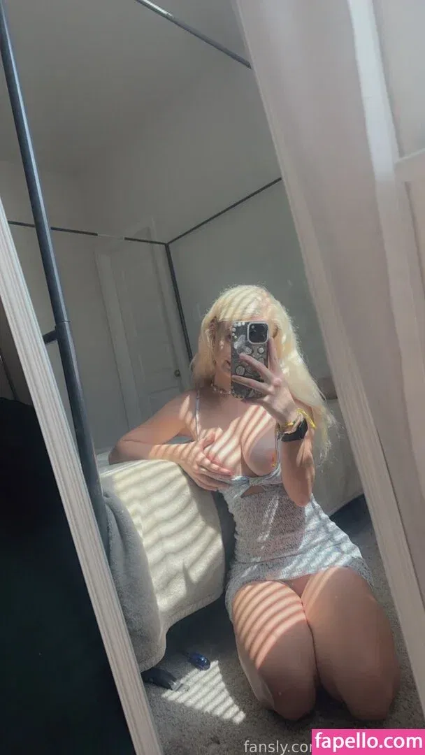 alyssacream Onlyfans Photo Gallery 