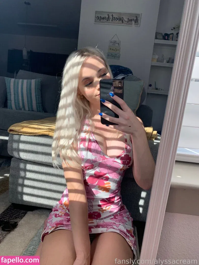 alyssacream Onlyfans Photo Gallery 