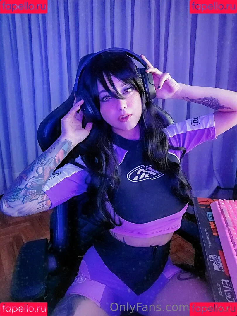 meivox Onlyfans Photo Gallery 