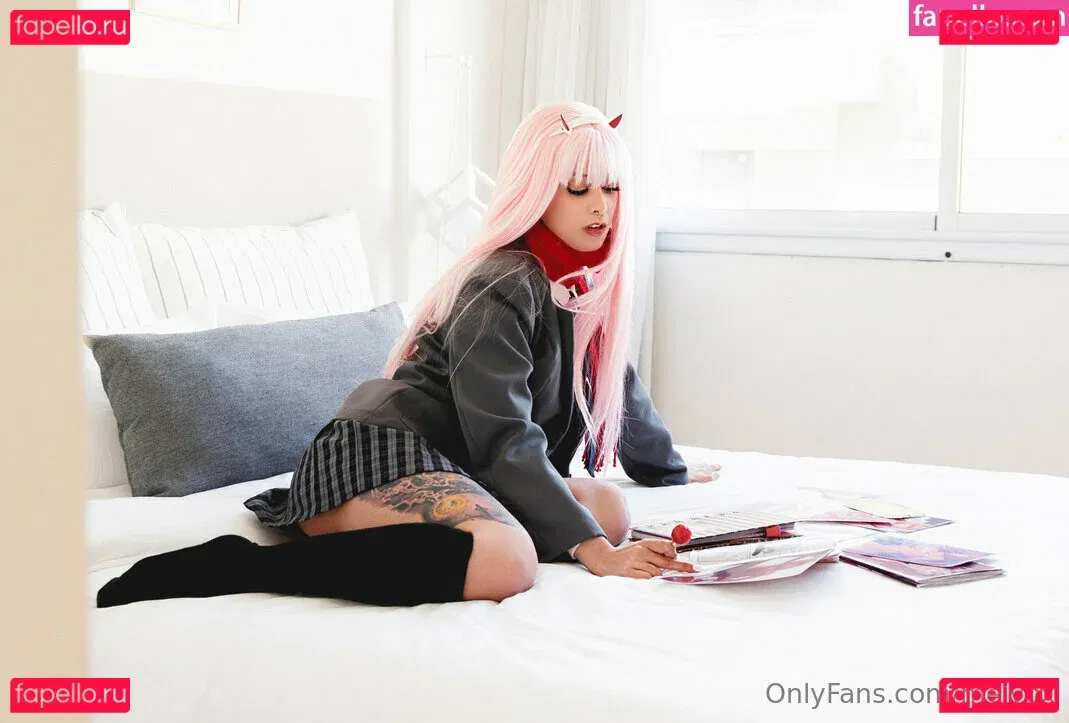 meivox Onlyfans Photo Gallery 