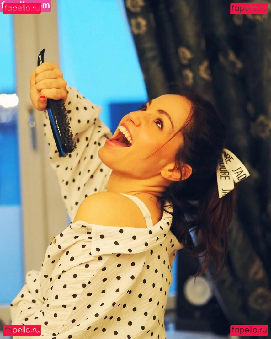 Christina Luft Onlyfans Photo Gallery 