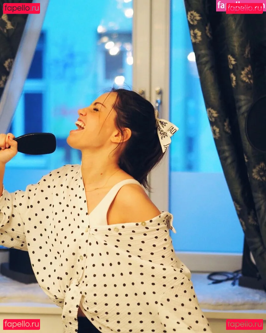 Christina Luft Onlyfans Photo Gallery 