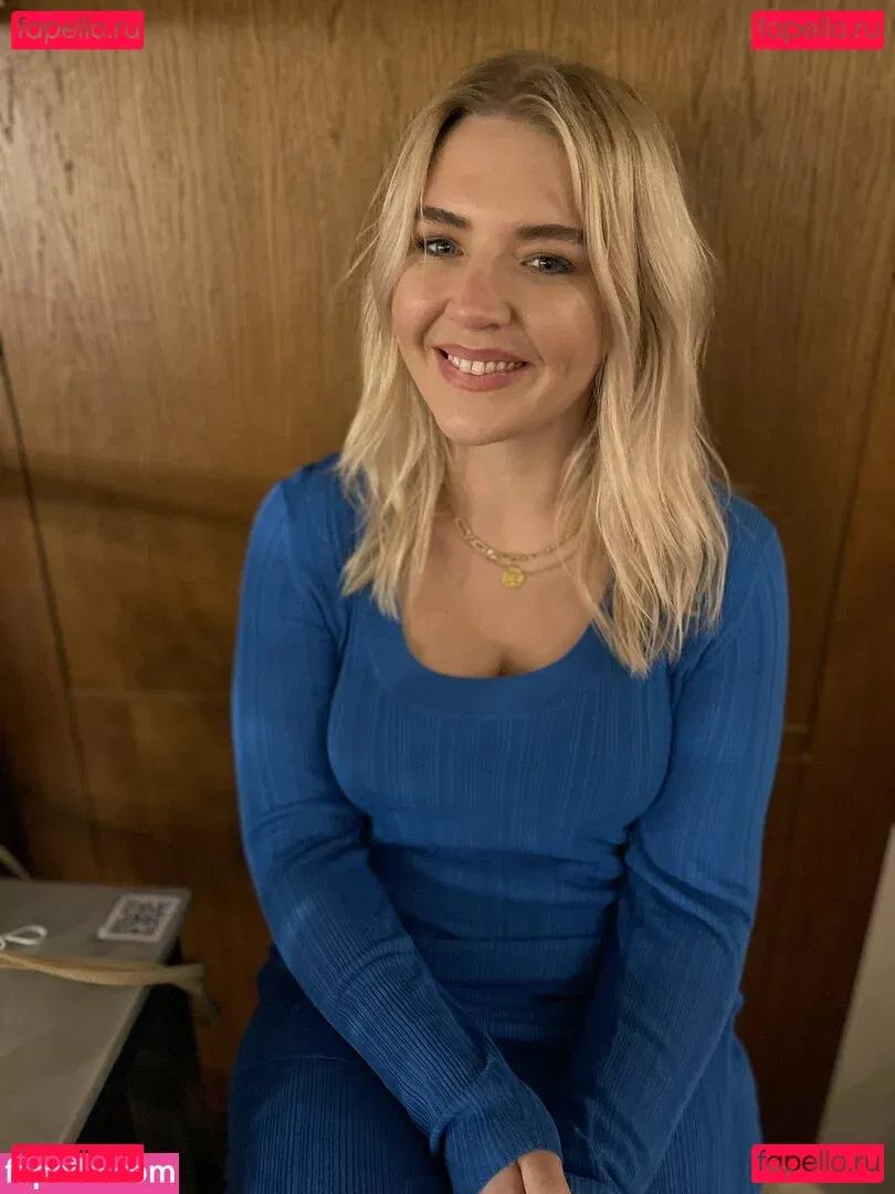 Rebecca Lucy Taylor Onlyfans Photo Gallery 