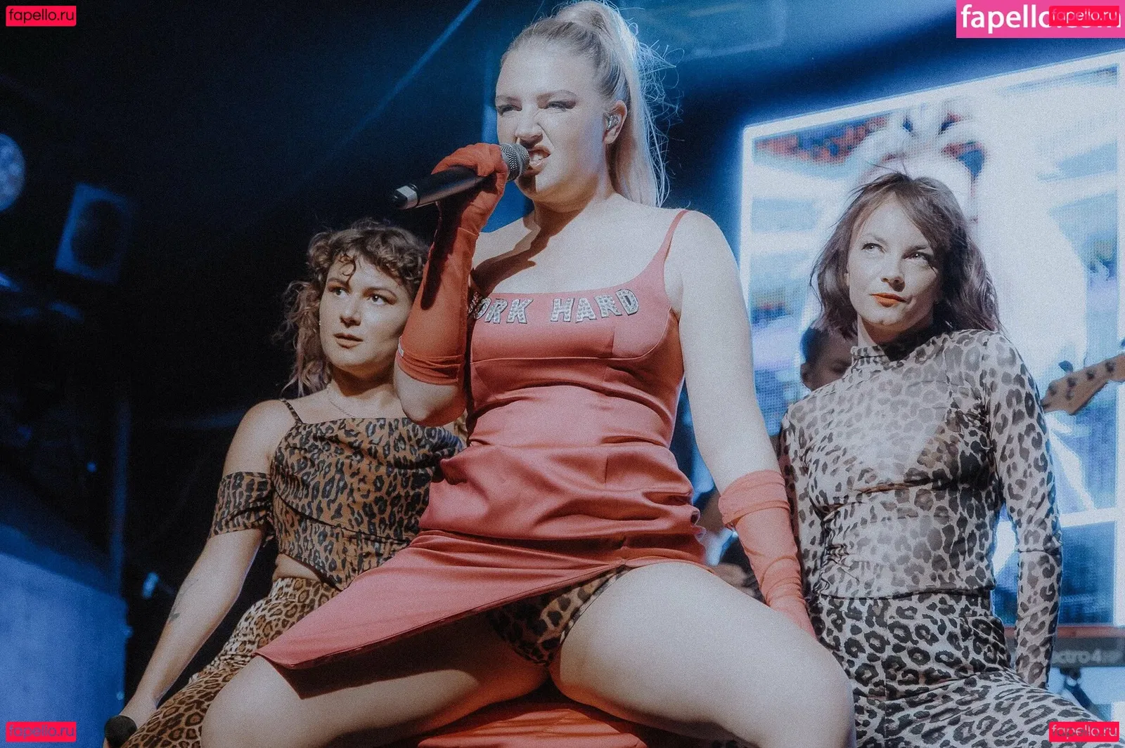 Rebecca Lucy Taylor Onlyfans Photo Gallery 