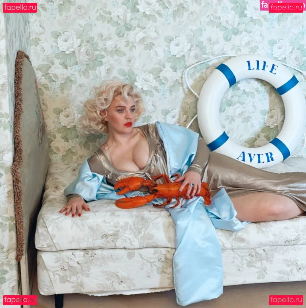 Rebecca Lucy Taylor Onlyfans Photo Gallery 