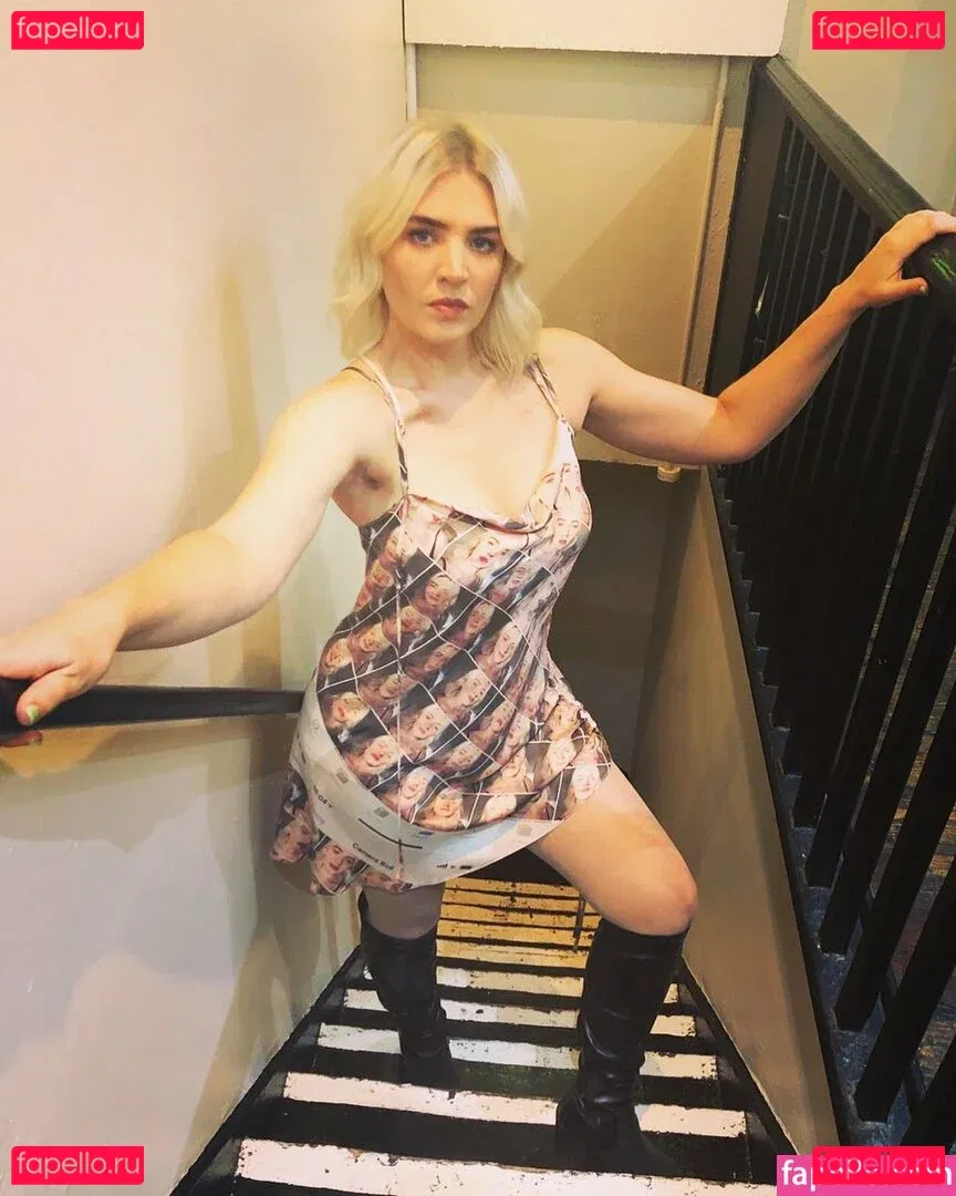 Rebecca Lucy Taylor Onlyfans Photo Gallery 