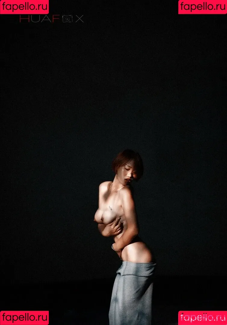 HuaFox Onlyfans Photo Gallery 