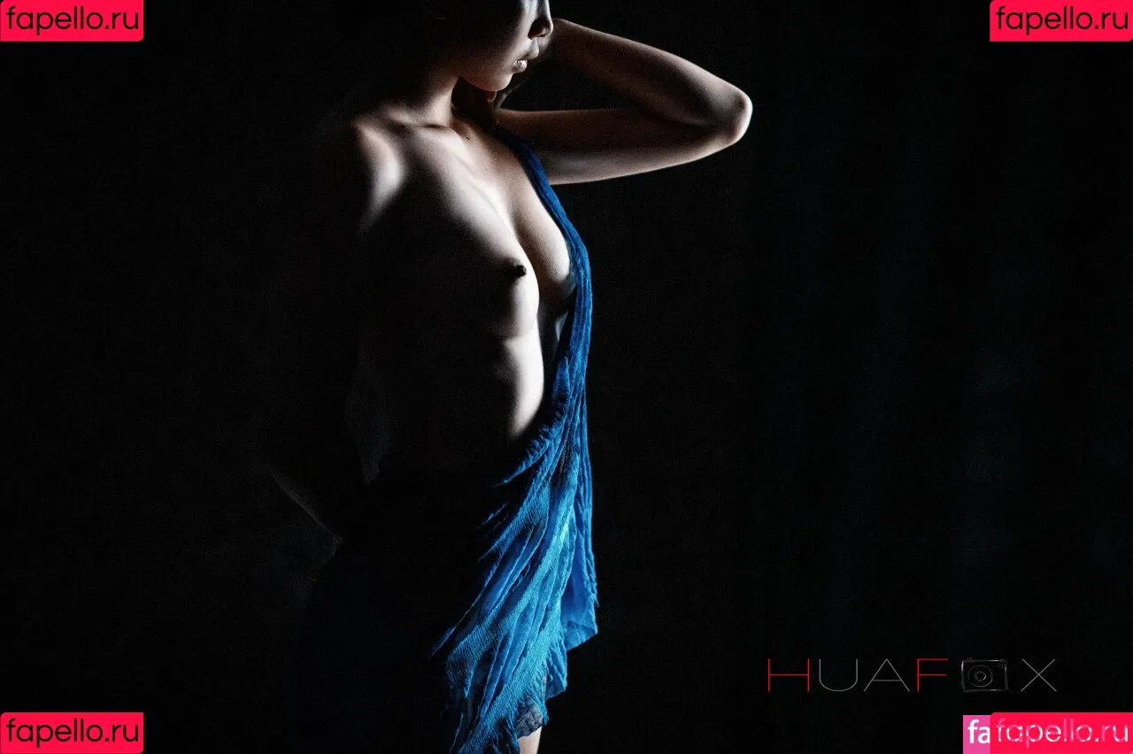 HuaFox Onlyfans Photo Gallery 