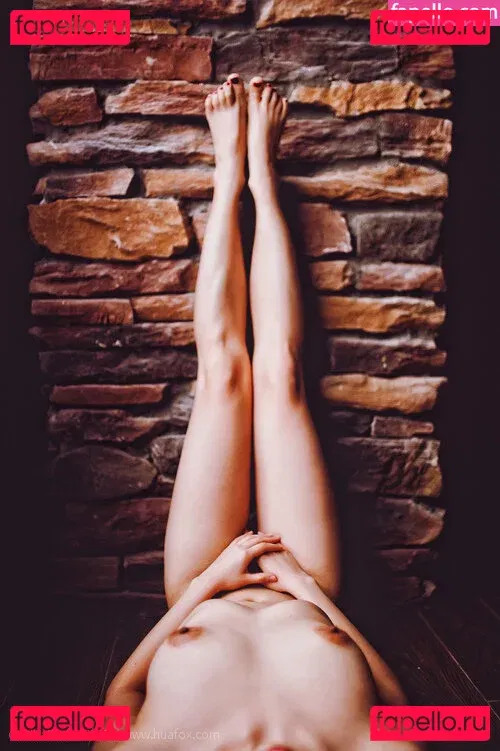 HuaFox Onlyfans Photo Gallery 