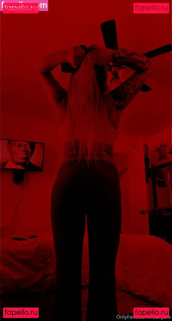 reallybre Onlyfans Photo Gallery 