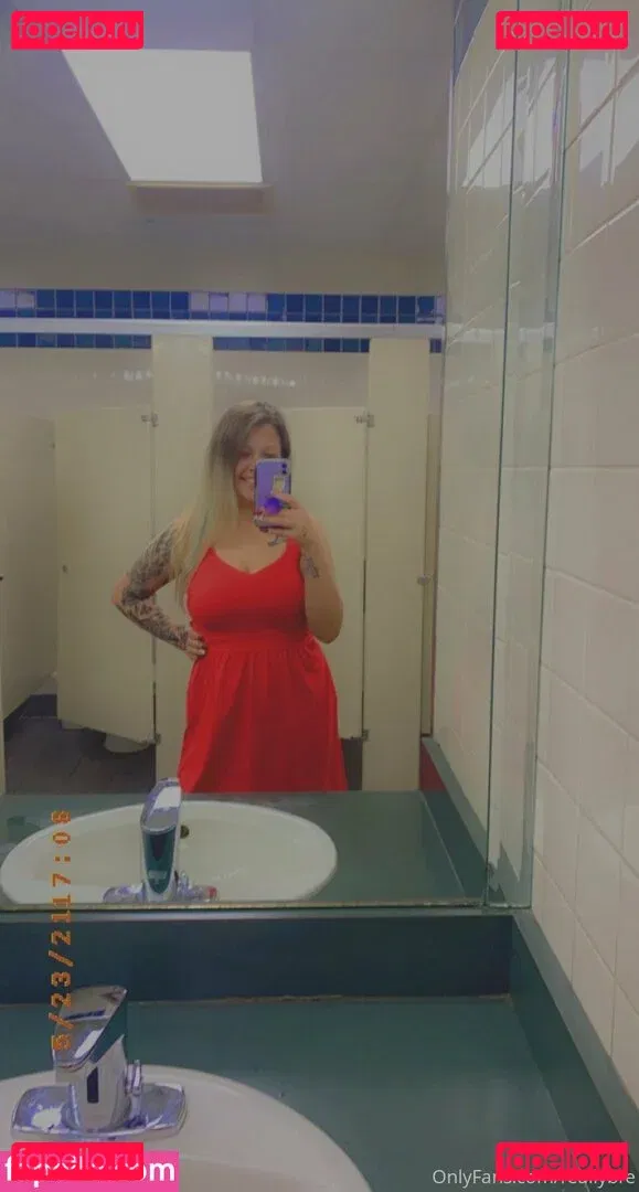 reallybre Onlyfans Photo Gallery 