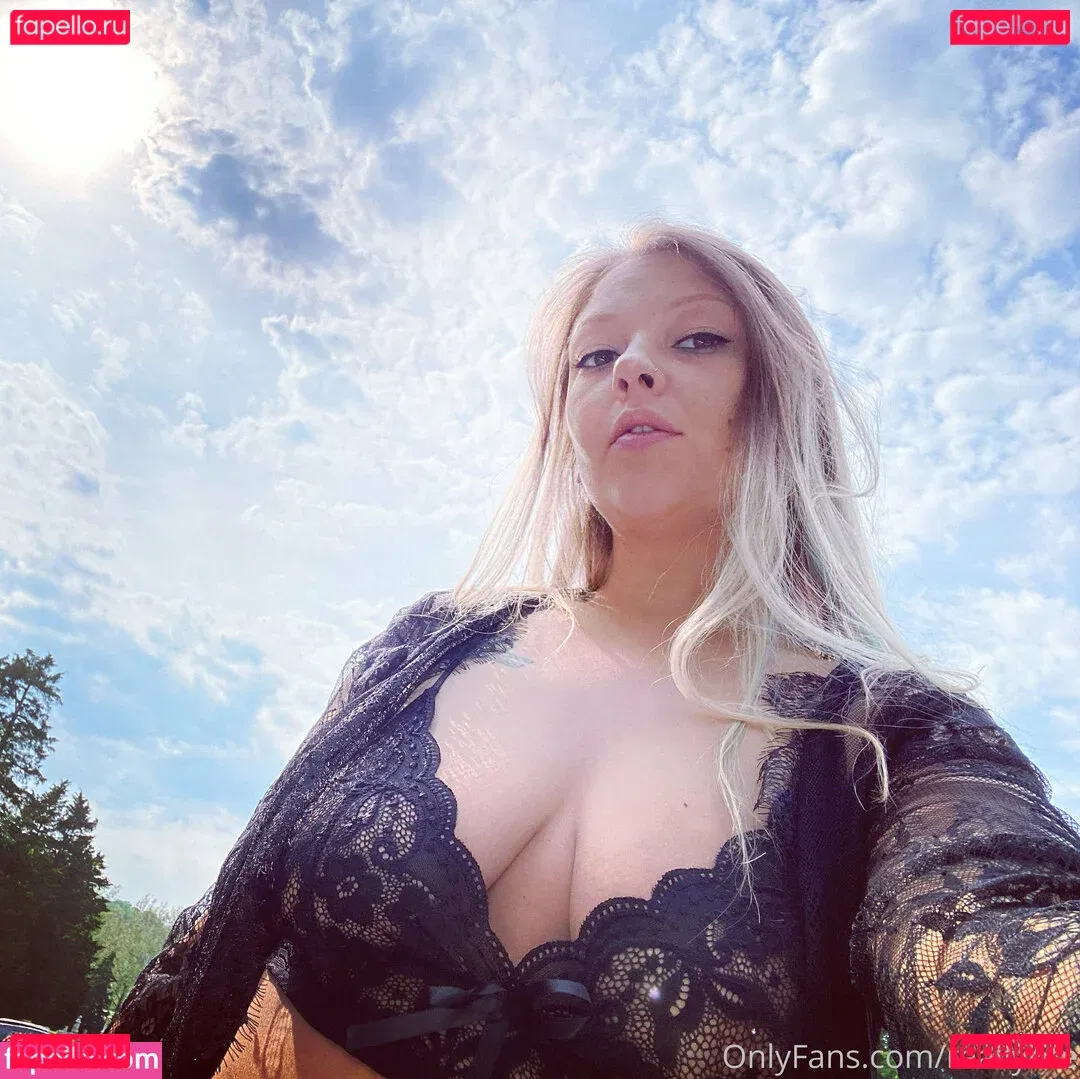 reallybre Onlyfans Photo Gallery 