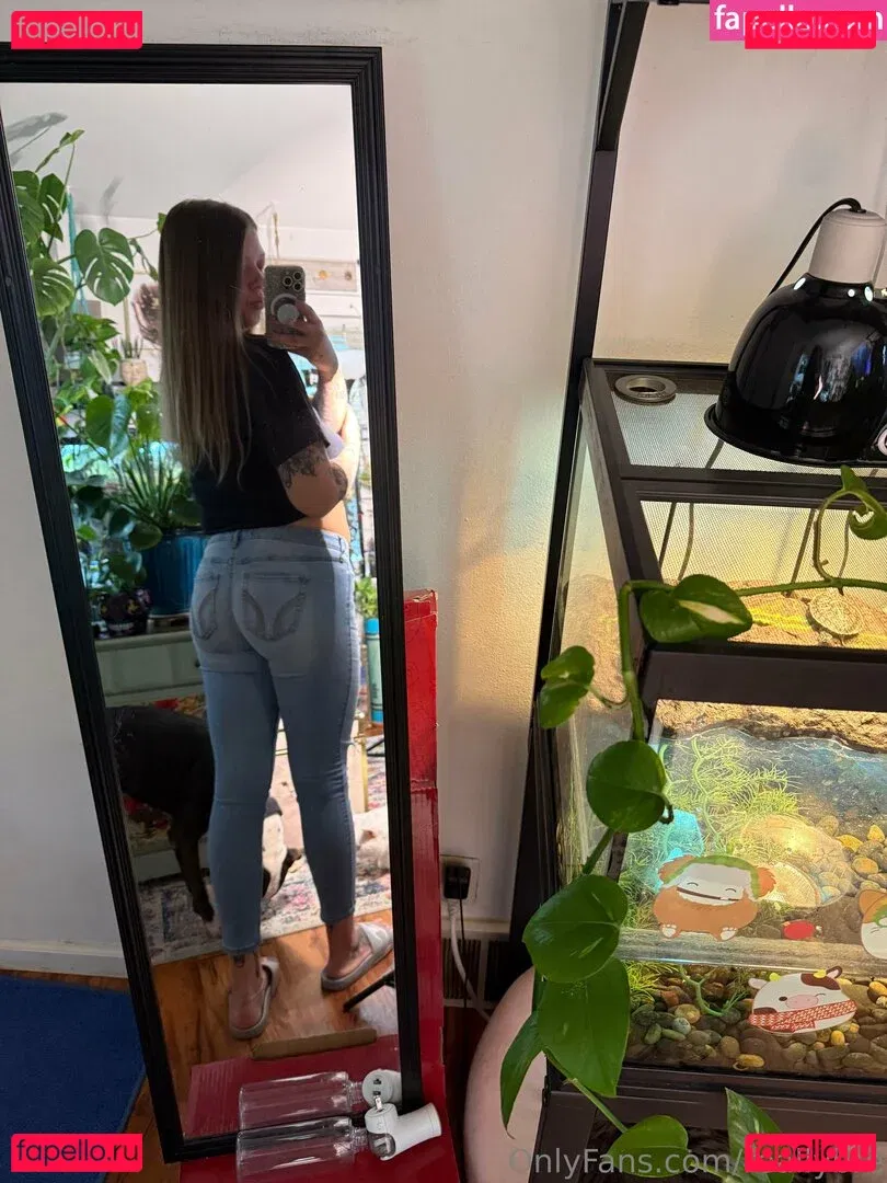 reallybre Onlyfans Photo Gallery 