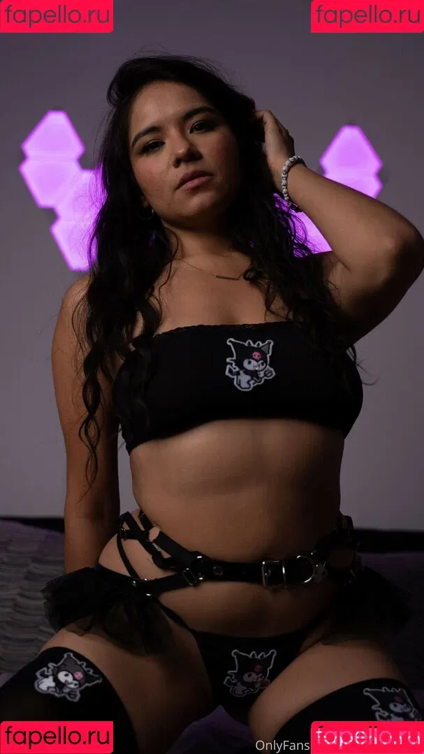 Youniklunatik Onlyfans Photo Gallery 