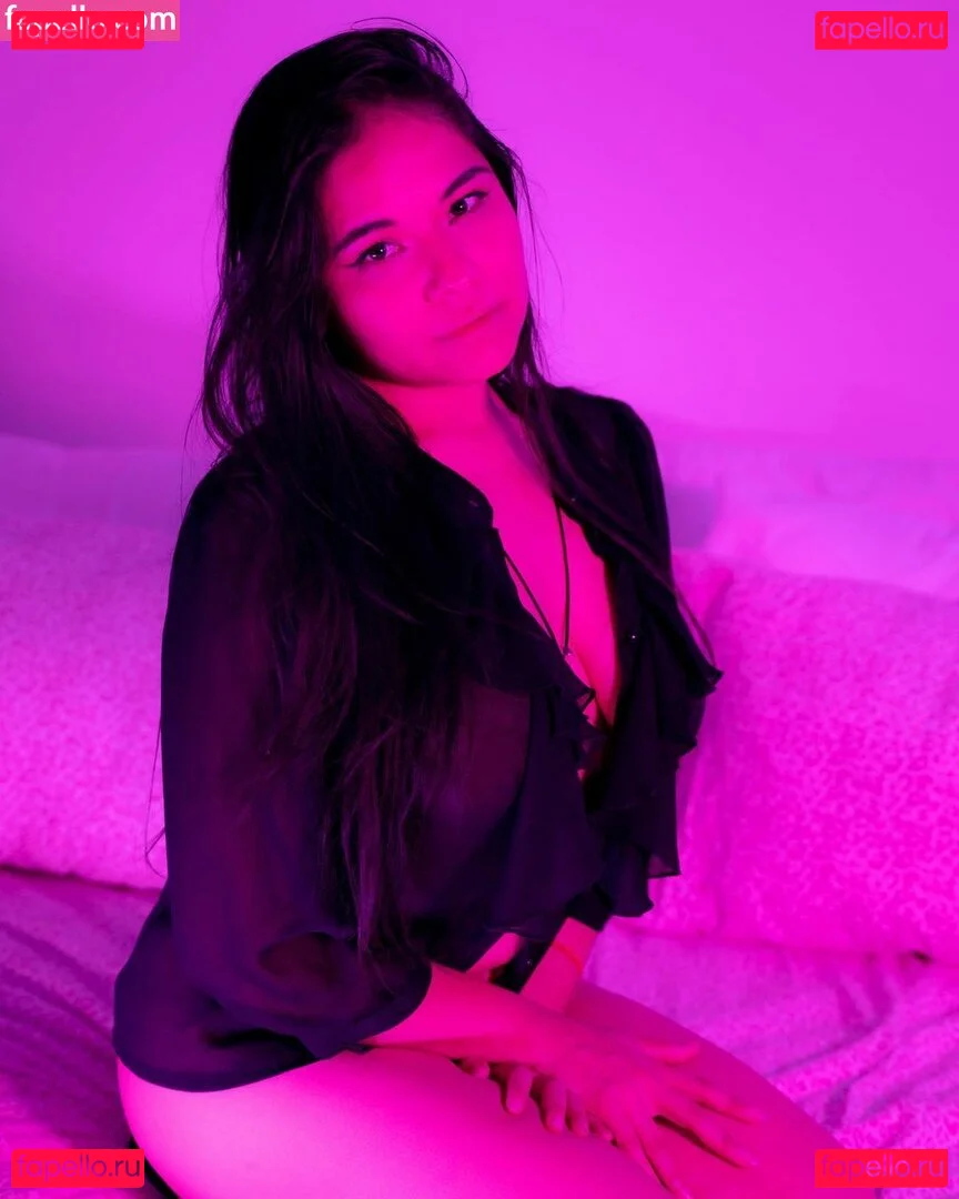 Youniklunatik Onlyfans Photo Gallery 