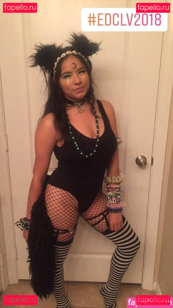 Youniklunatik Onlyfans Photo Gallery 