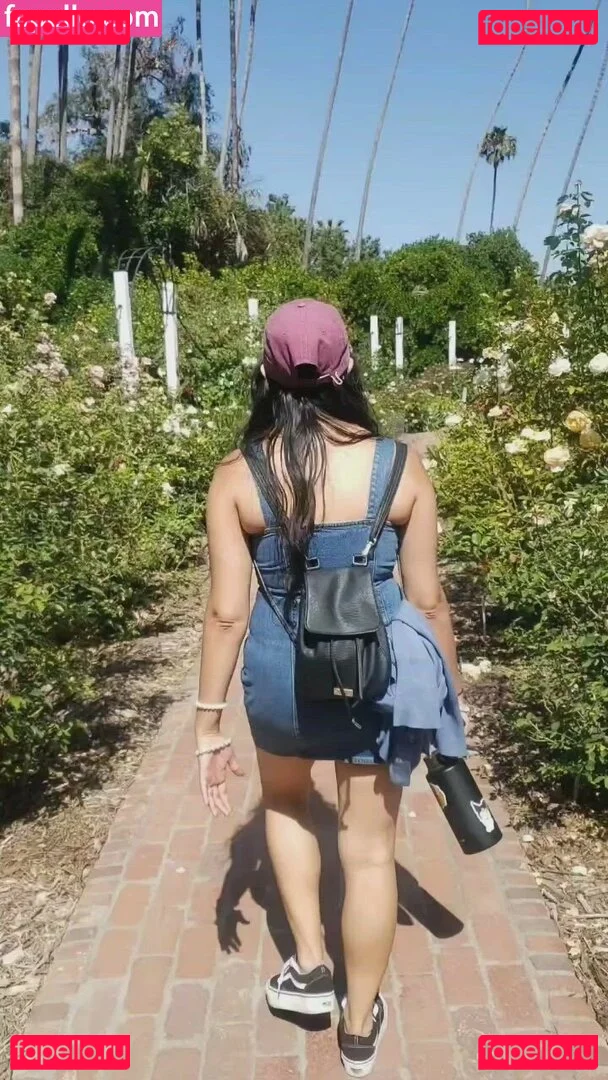 Youniklunatik Onlyfans Photo Gallery 