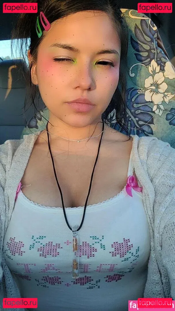 Youniklunatik Onlyfans Photo Gallery 